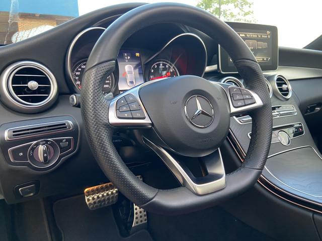 Mercedes-Benz C300 Sport 2.0 2018 com 3mil km - Foto 15