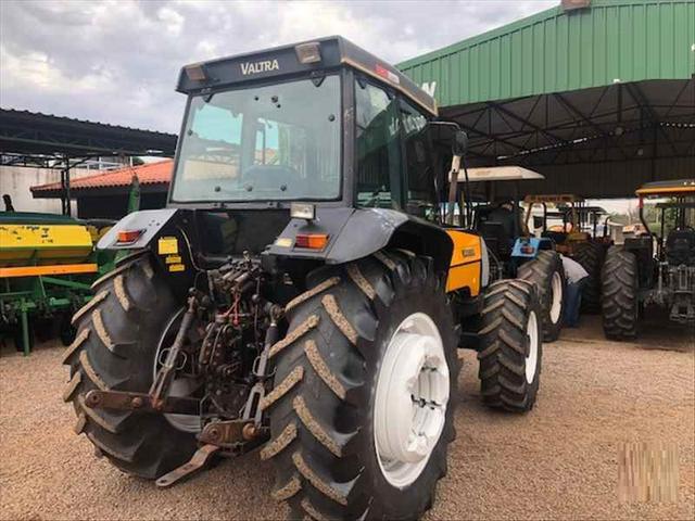 Trator Valtra BM 110 - Foto 5