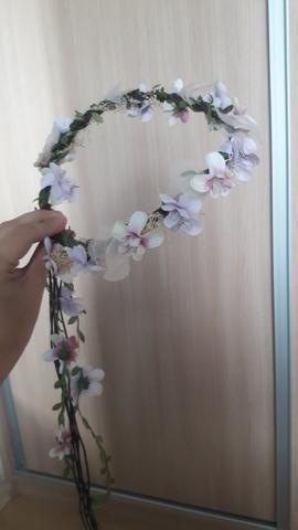 Coroa com Flores Artificiais