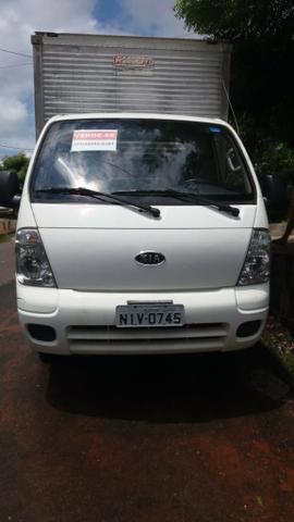 Kia UK2500 Branco