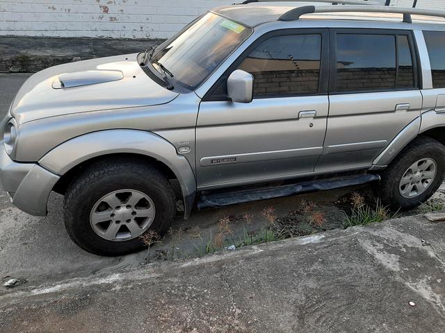 Pagero Sport - Foto 5