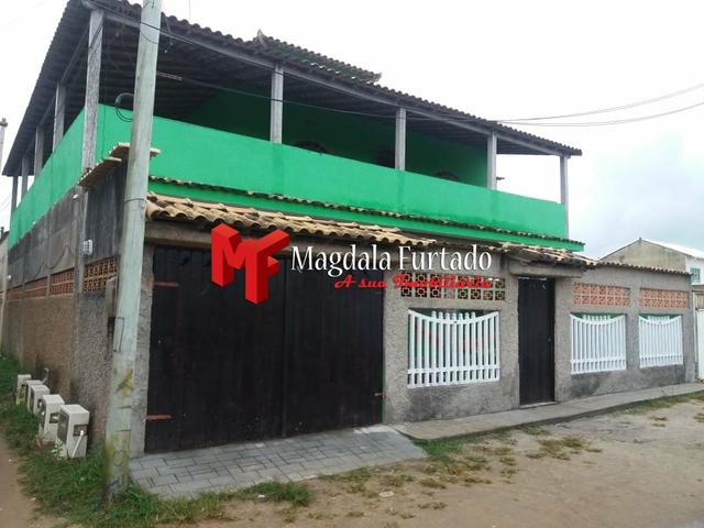 Cód: 5019-Excelente casa no centro do bairro, próximo à praia