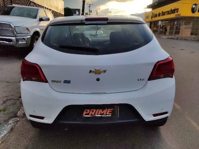 ÔNIX LTZ 1.4 AUTOMÁTICO 17/18 MUITO NOVO E POUCO RODADO. - Foto 5