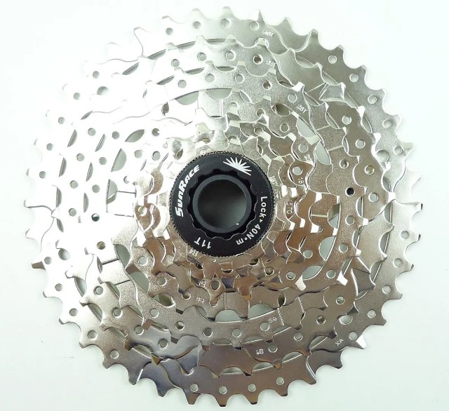Cassete Bike Sunrace M680 11-40 dentes 8 Velocidades Padrão Shimano 6049 - Foto 4