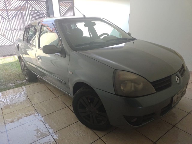 CLIO SEDAN