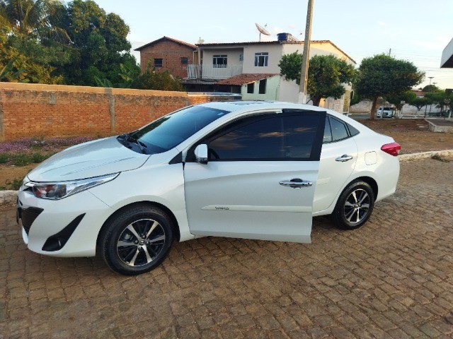TOYOTA YARIS SEDAN XLS 1.5 AUTOMÁTICO ANO 2018/19