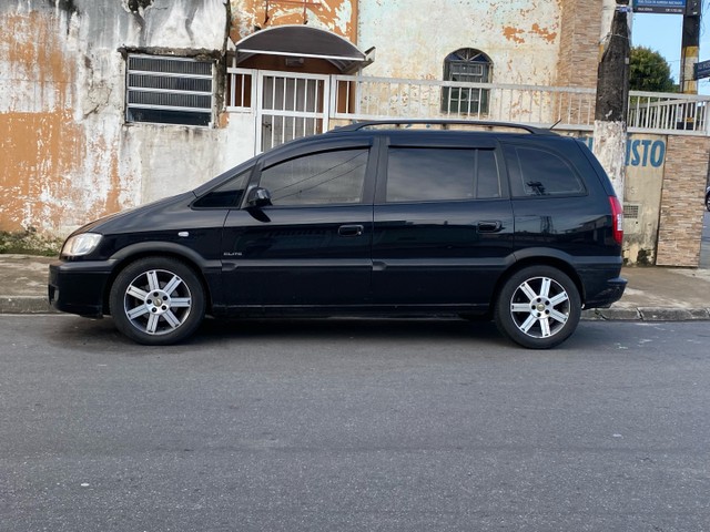 ZAFIRA ELITE 7 LUGARES