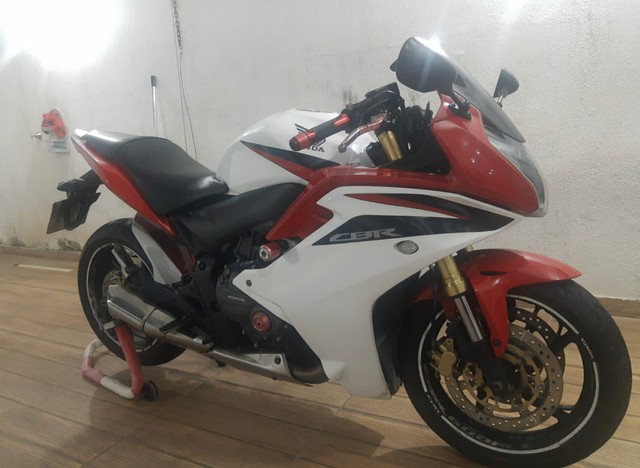 MOTO HONDA CBR600