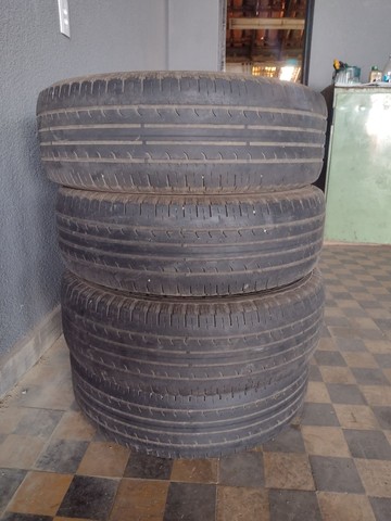 4 Pneus Goodyear EfficientGrip 205/65R16 usados - Bom estado  - Foto 2