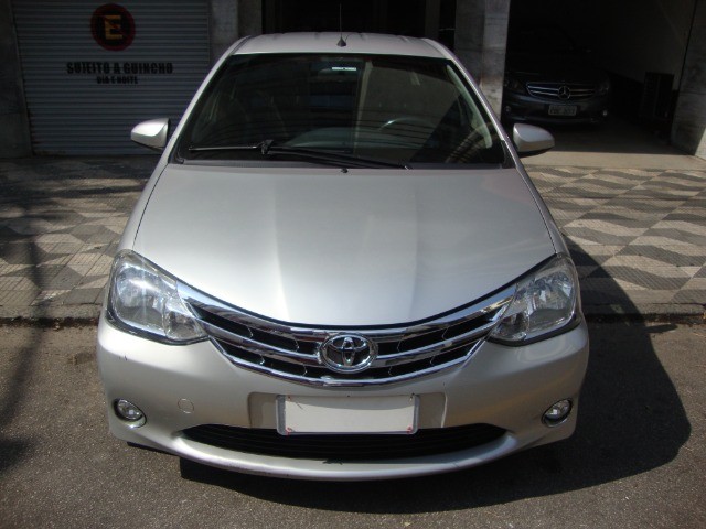 TOYOTA ETIOS PLATINUM 2014 PRATA MUITO BOM