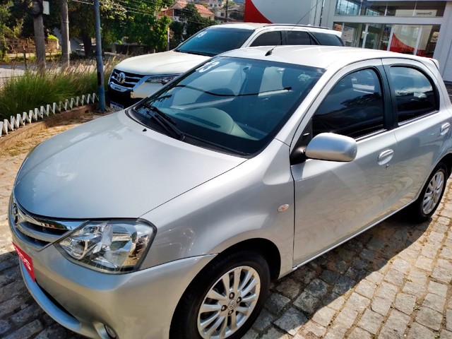 TOYOTA ETIOS 1.5 XLS 16V FLEX 4P MANUAL