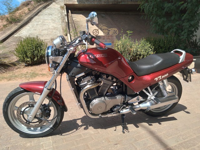 SUZUKI VX 800