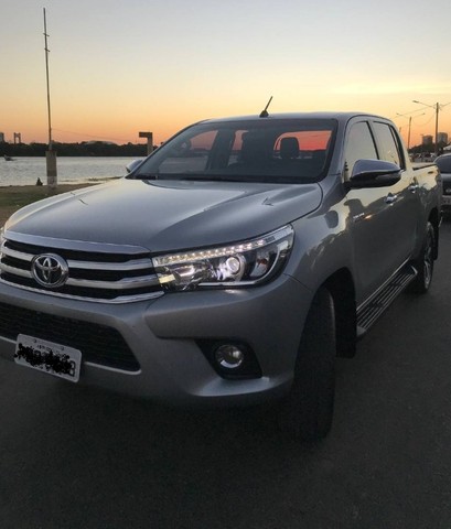 TOYOTA HILUX 2017 SRX PRATA, 4X4TURBO DIESEL. TOP DA CATEGORIA