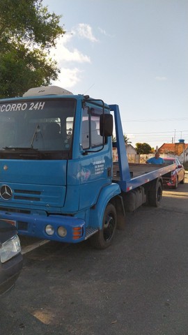 CAMINHÃO PLANTAFORMA