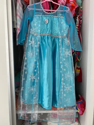 Vestido Frozen Infantil Rainha Elsa + acessórios de Brinde