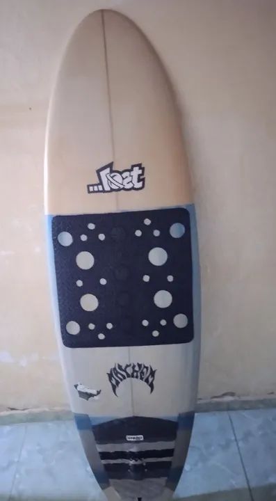 VENDE PRANCHA DE SURF MARCA LOST MAYHEM 5,7