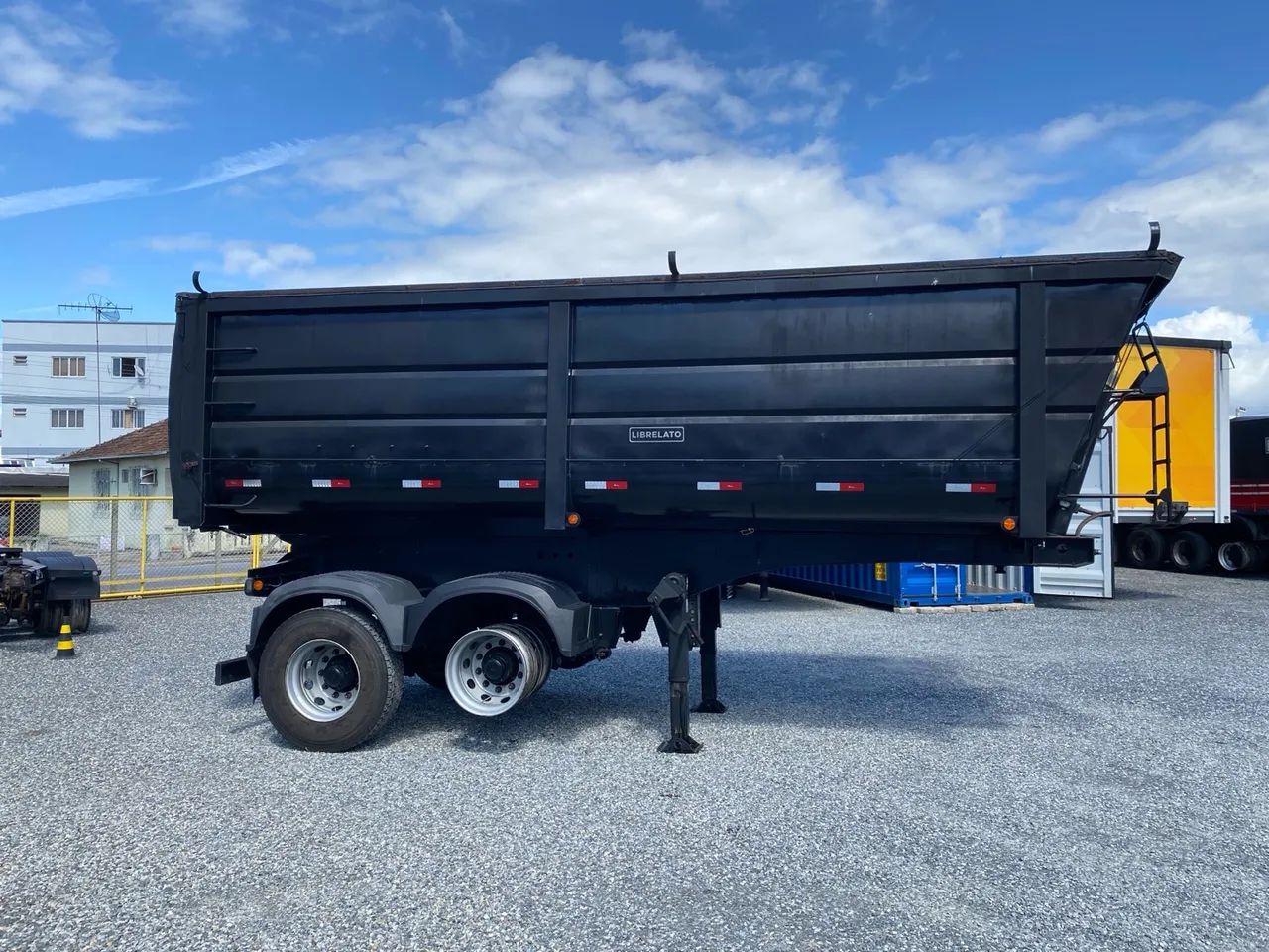 Caçamba 2 eixos - Librelato 2021 Basculan - Foto 3