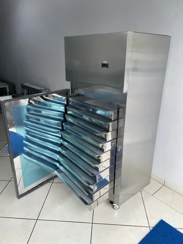 Gaveteiro de pastel refrigerado em aço inox sob encomenda 