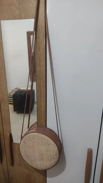 Bolsa redonda de palha couro sintético  - Foto 2