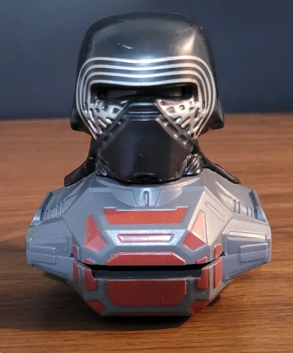Boneco Kylo Ren Nave Star Wars Mcdonalds 2021 Antiguidades Sao Pelegrino Caxias do Sul 1334167360 OLX