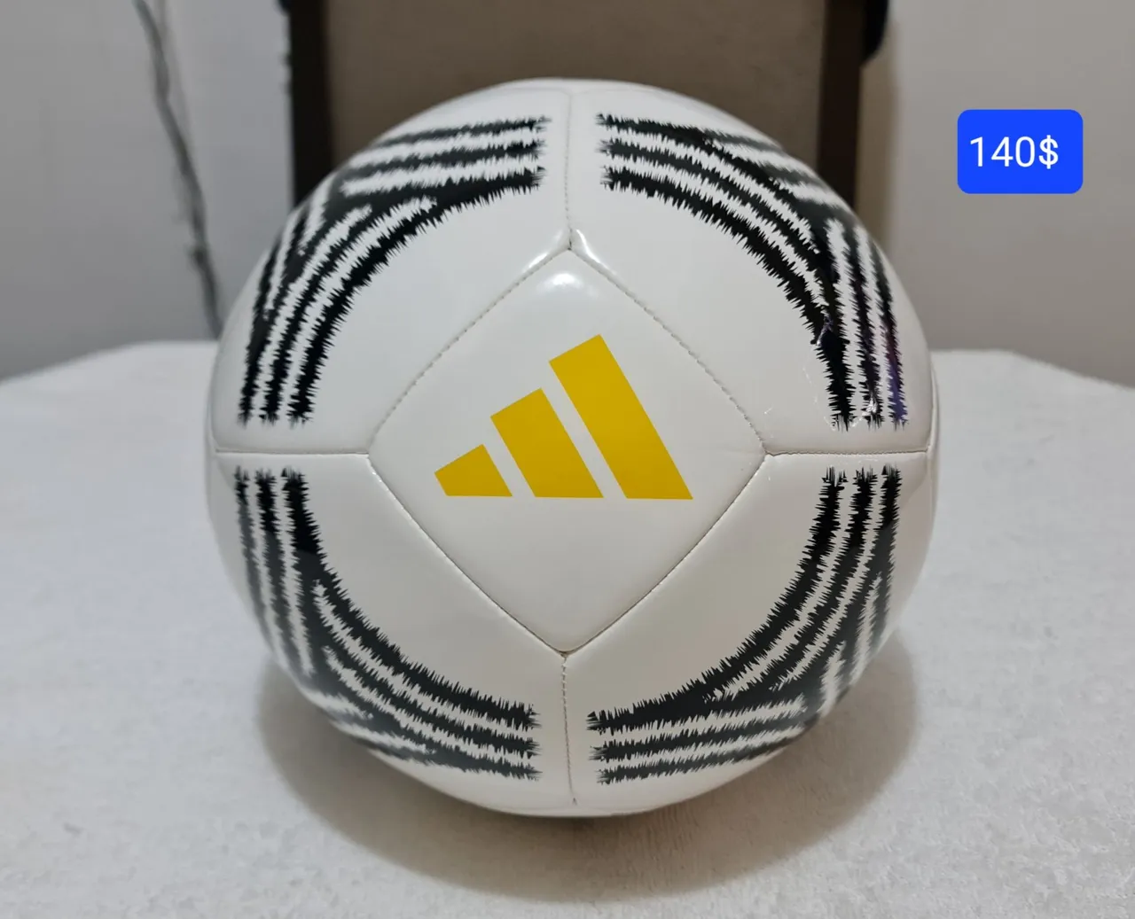 Bola de futebol de campo Adidas Juventus original