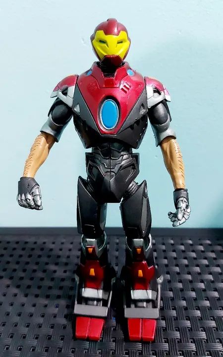 Boneco Iron Man Ultimate Marvel Select Diamond Select Toys (Sem base) - Foto 2