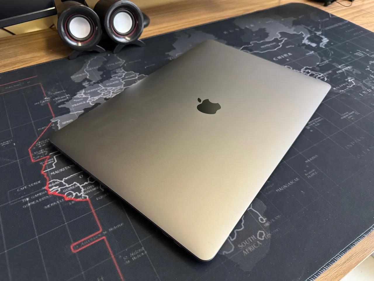 macbook pro 15 2016