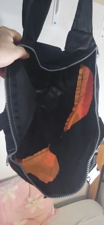 Mochila unisex em formato de triângulo  - Foto 2