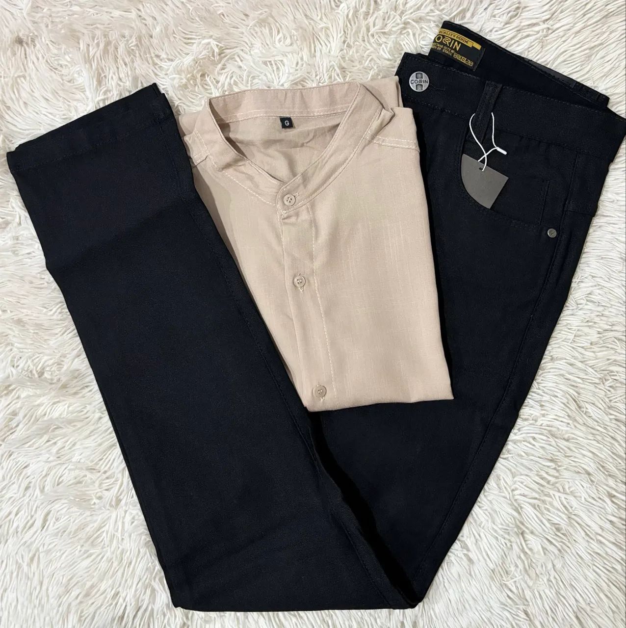 Kit Camisa Bege e Calça 