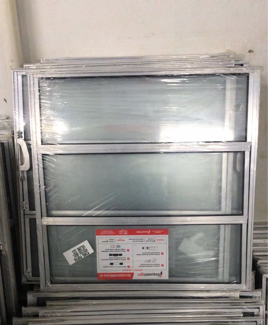 Vitro Basculante alumínio a partir de R$ 60,00 - Foto 6