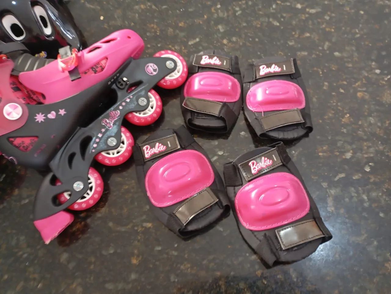 Patins  da barbie completo