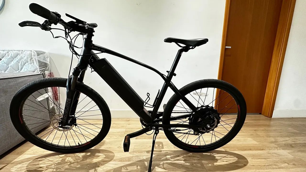 * OPORTUNIDADE * Bicicleta Urbana Elétrica * Sense Impulse 2021 * estado de 0km - Foto 3