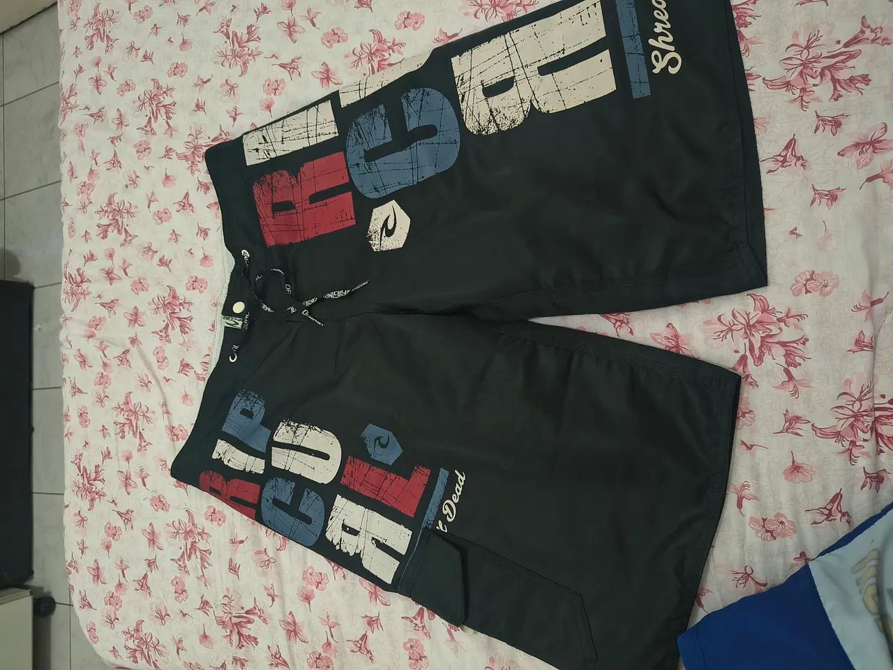 Bermuda Rip Curl tamanho 42 - Foto 2