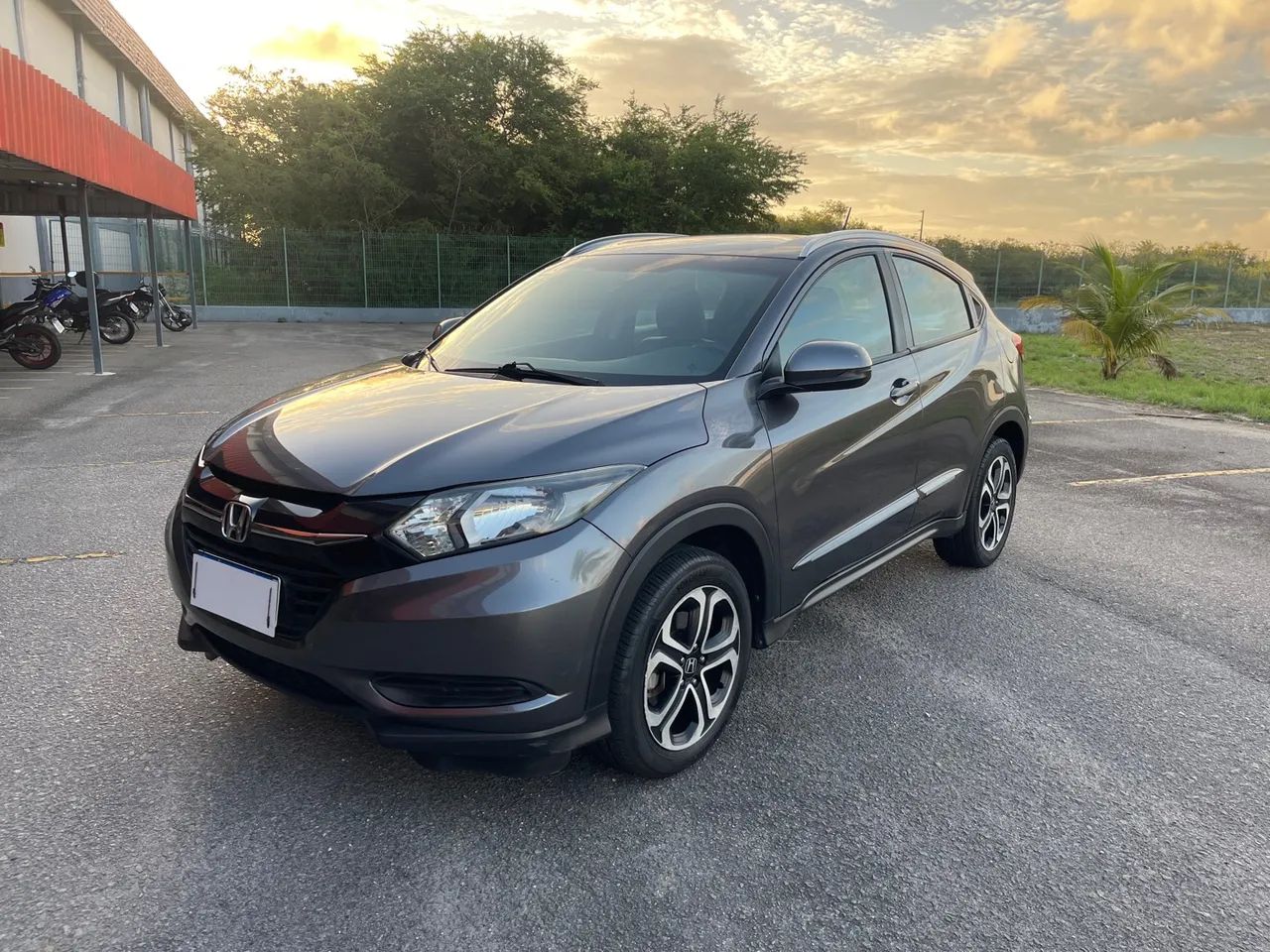 Honda HR-V 2018 automática muito conservada valor R$ 88.990