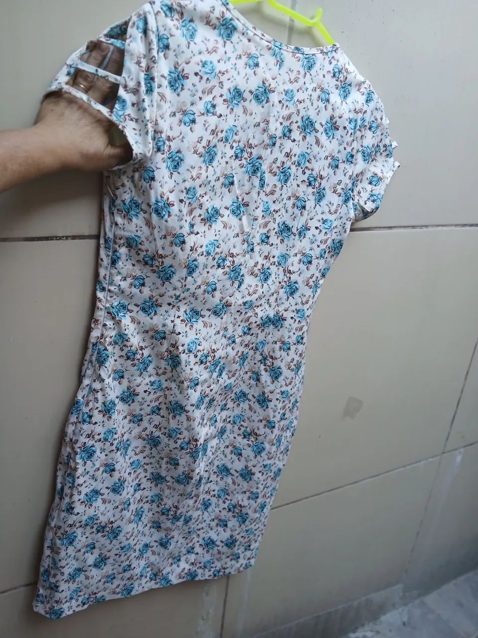 Vestido tubinho tam M (  R$ 50,00) - Foto 2