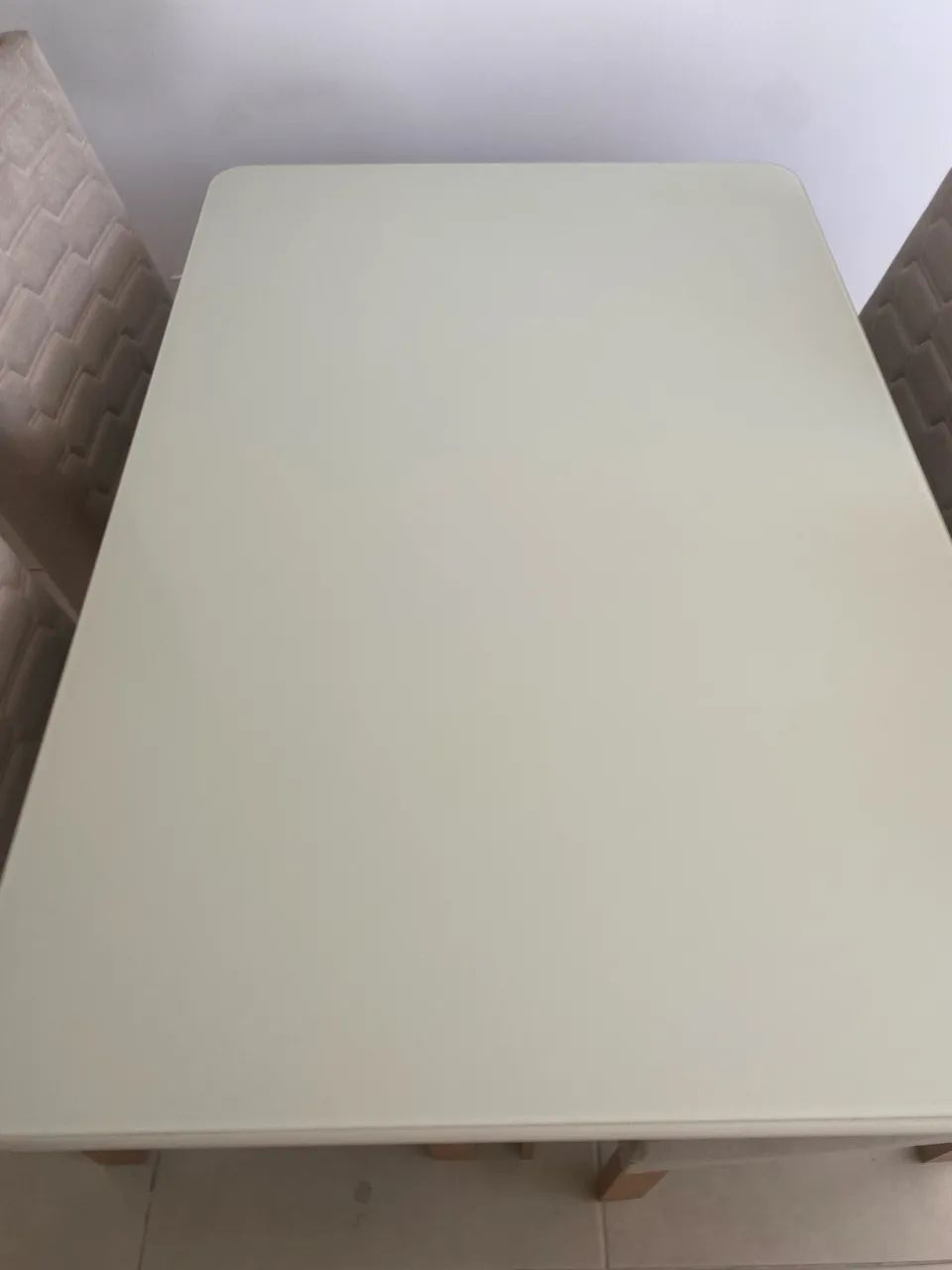 Glass-Top Table64254014257411120