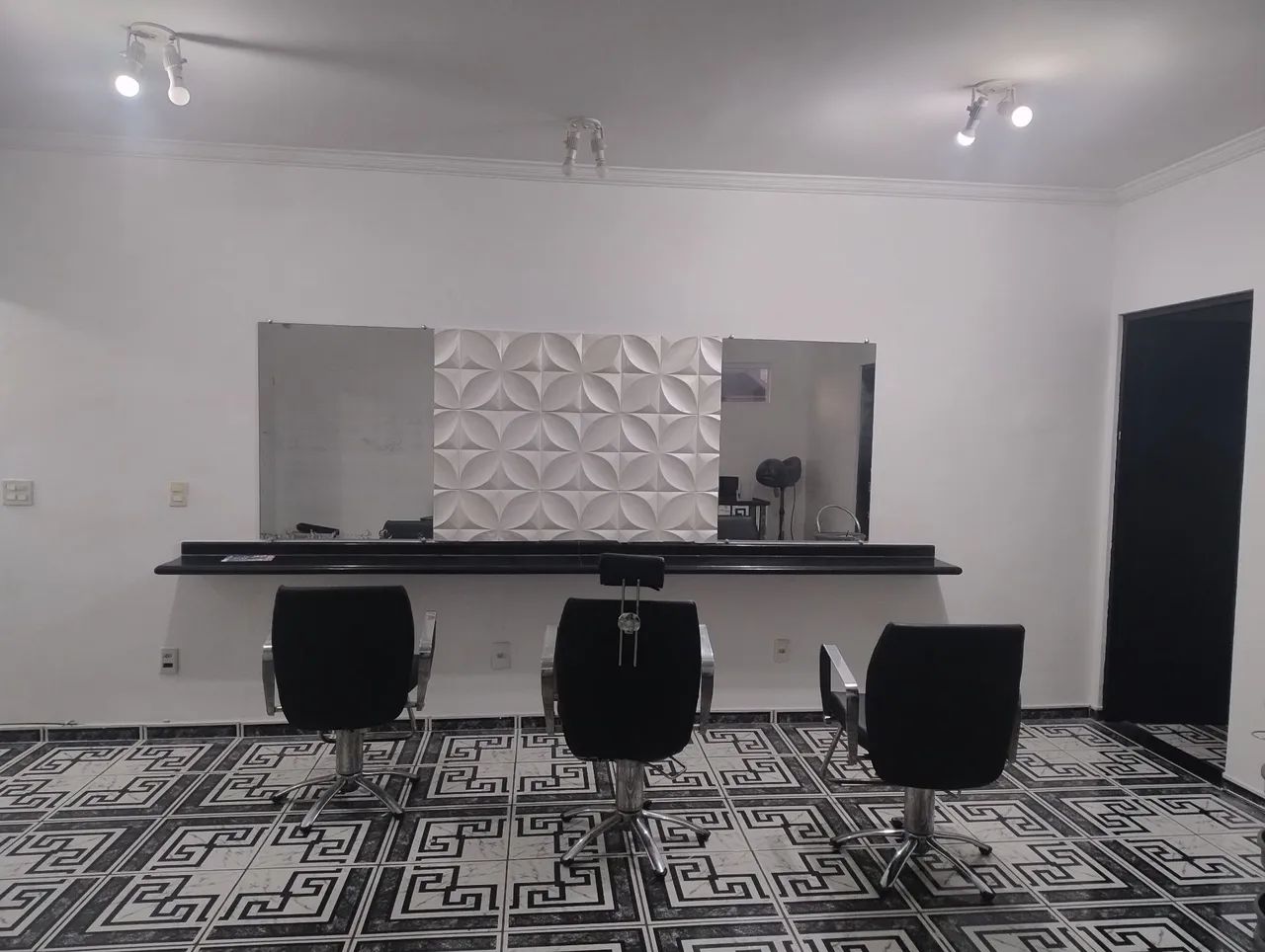 Locação Salão de Beleza - Foto 5