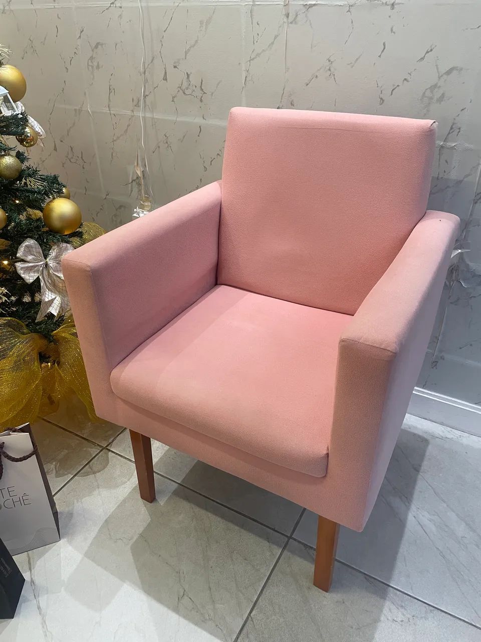 2 poltronas + 1 puff redondo  - Foto 2