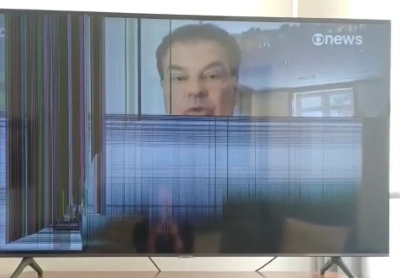 TV com Tela Danificada Samsung 58?