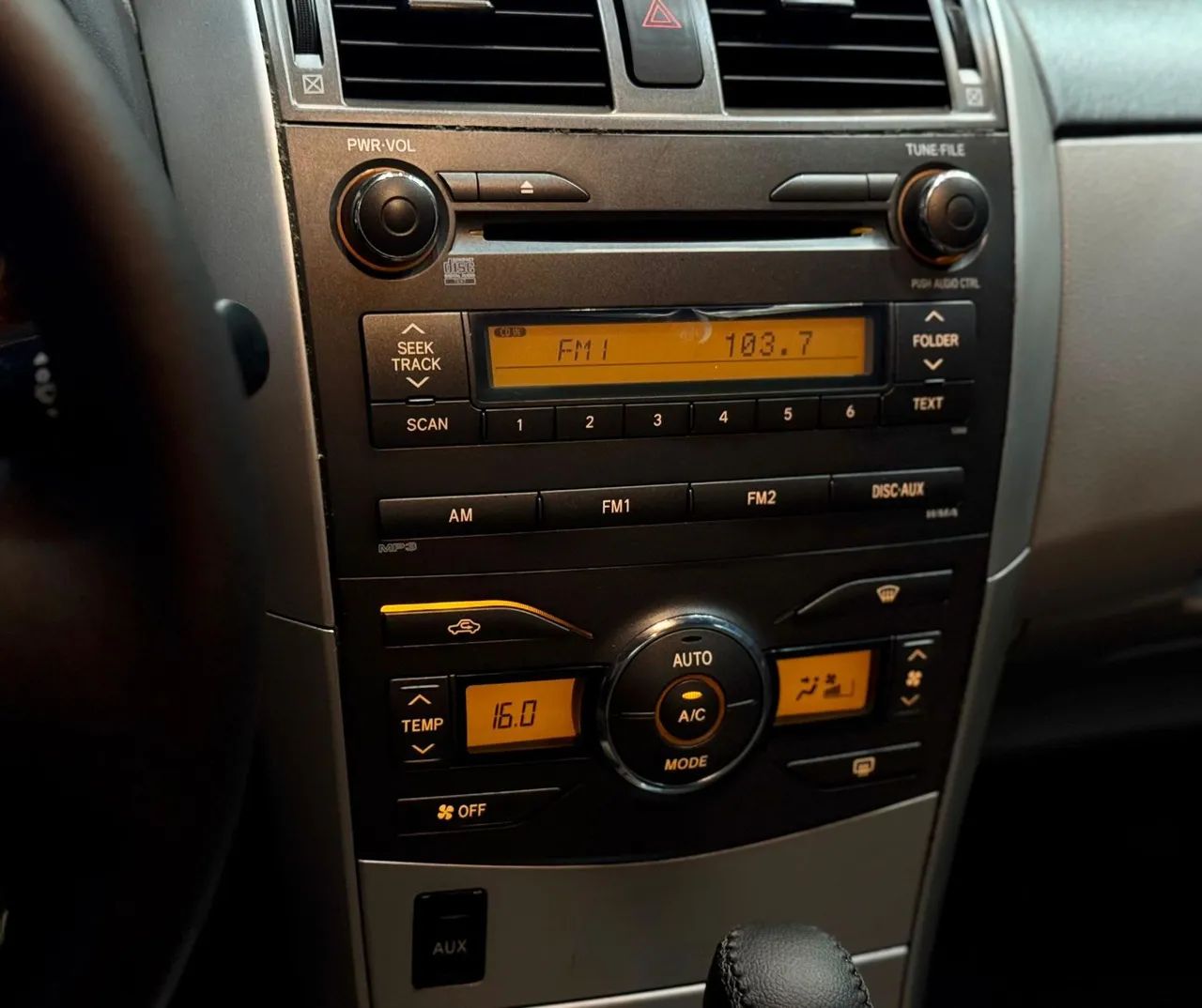 Toyota Corolla GLI 1.8 Flex 16V Aut. 2012 - Foto 13