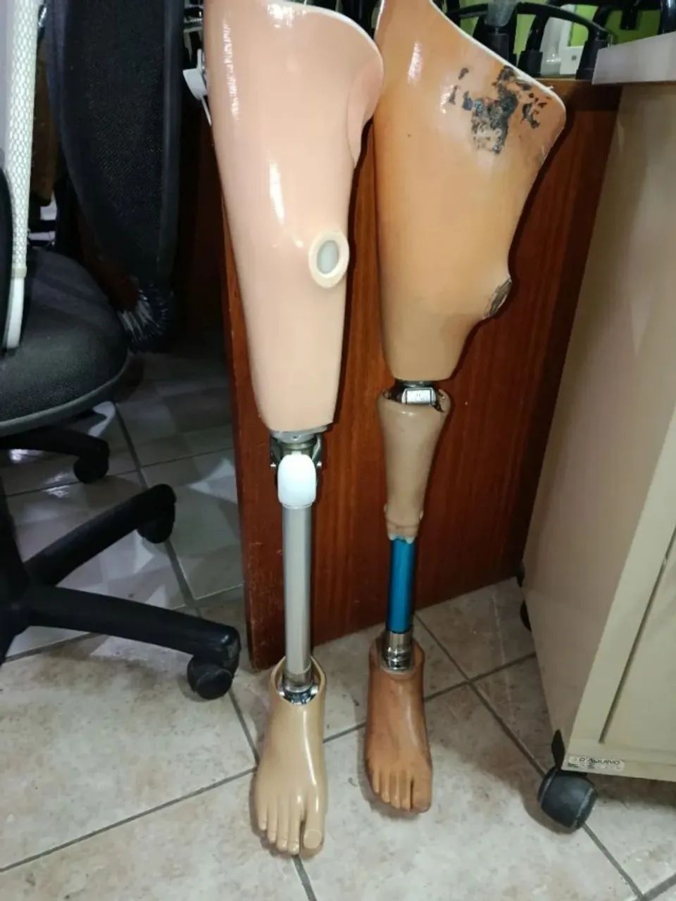 Prótese Perna Direita - Foto 2