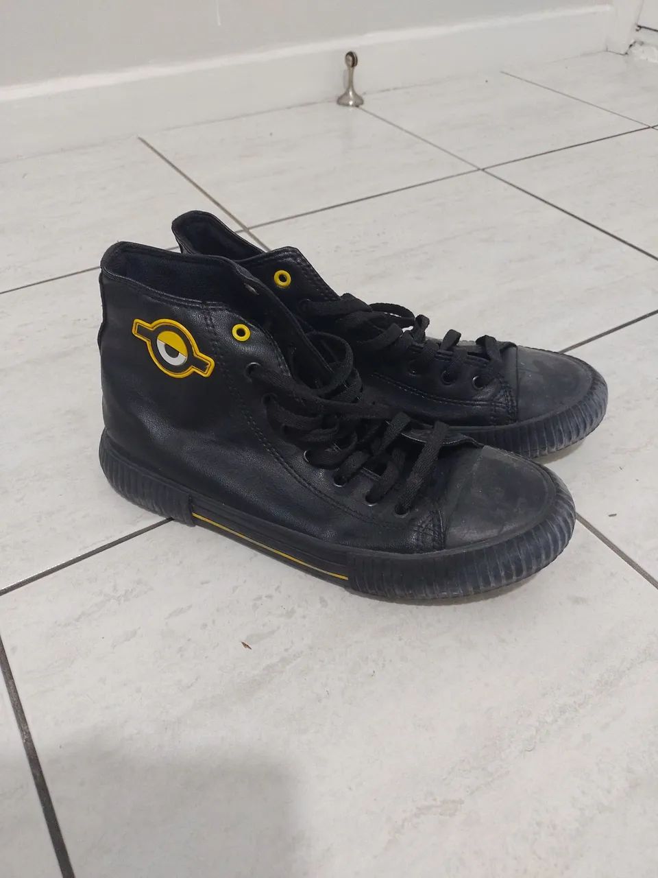 Tênis Usado-Tênis Minions - Foto 3