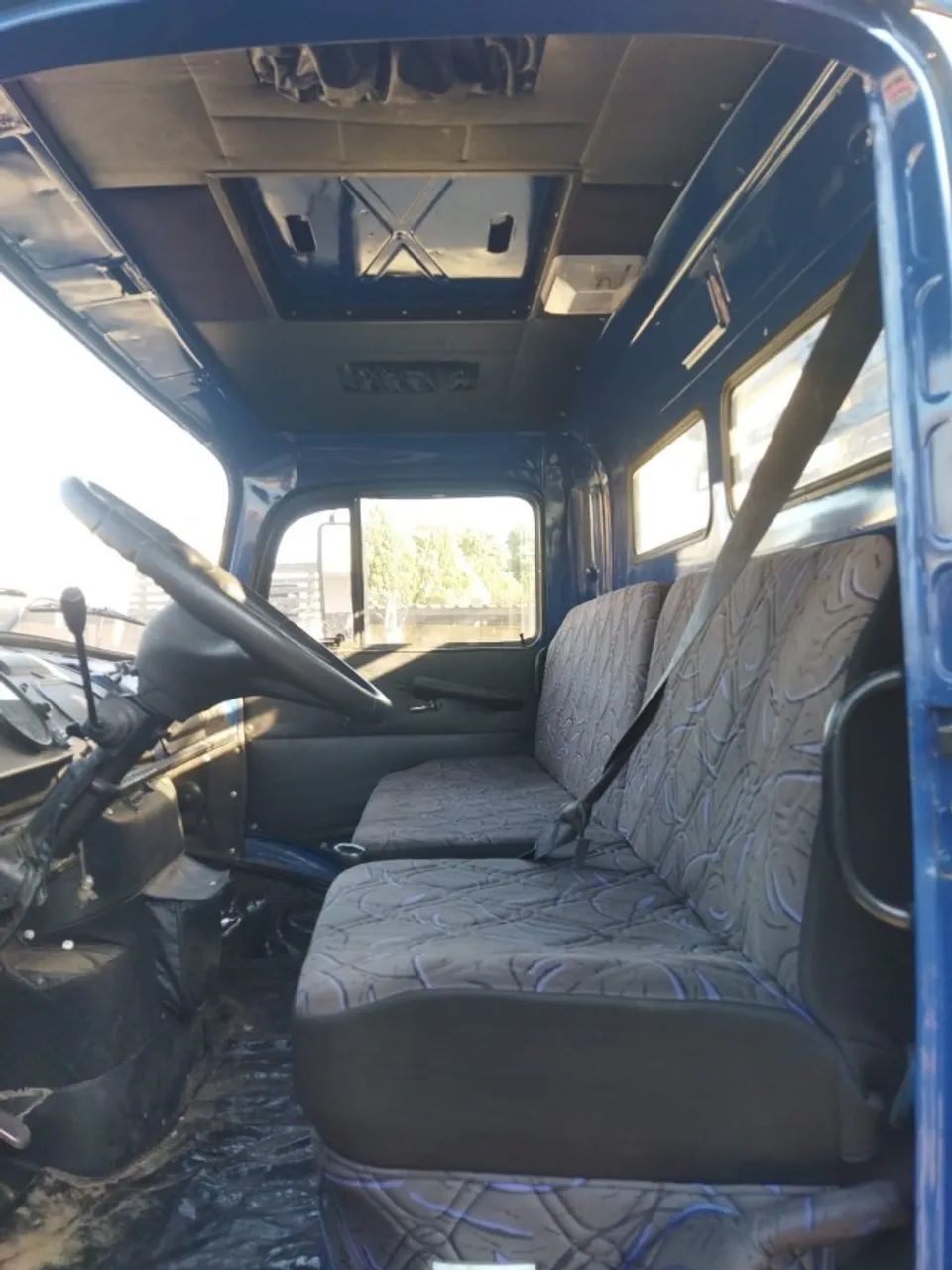 MB 2216, ano 1980, com Carroceria de madeira de 8 metros - Foto 10