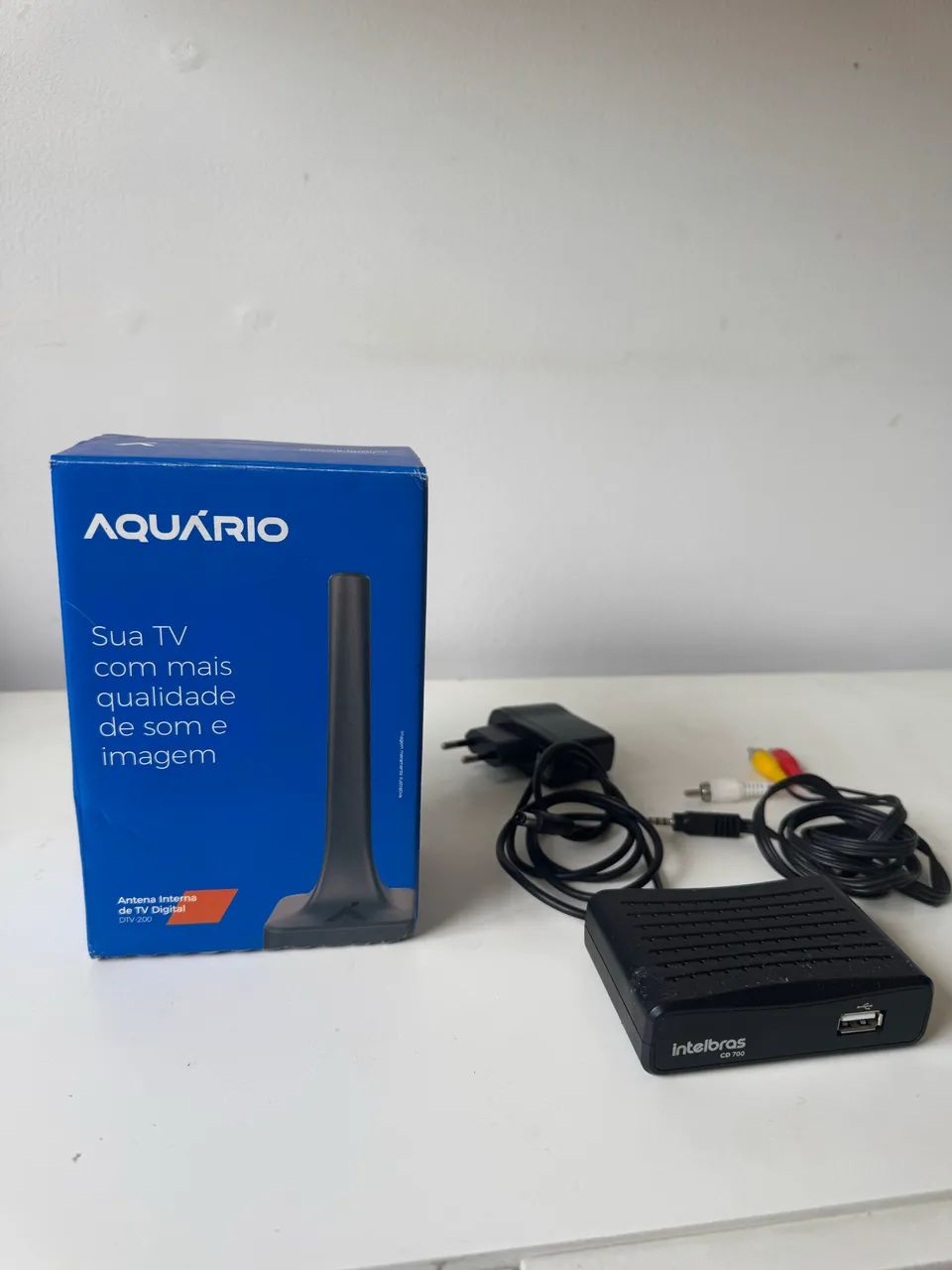 Conversor Digital Full Hd Cd 700 Intelbras + Antena Interna Digital Aquário DTV-200 