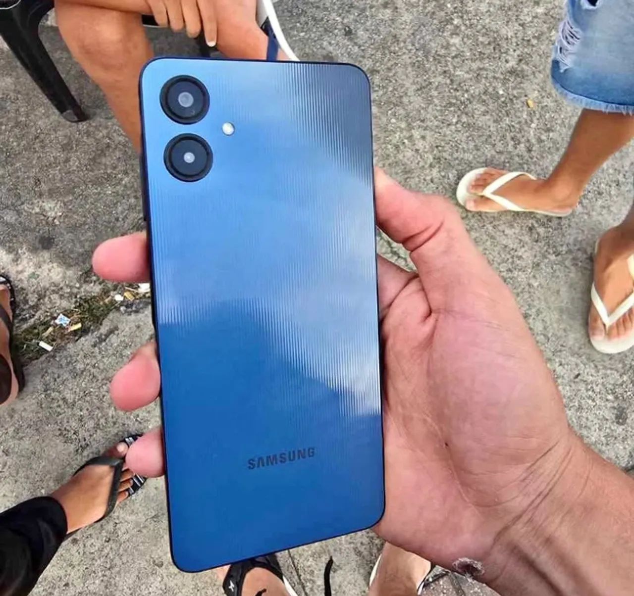 SAMSUNG A06