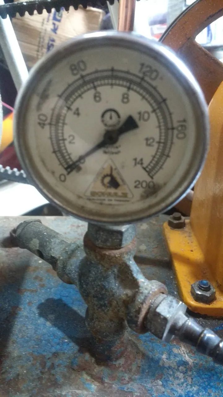 Compressor de Ar direto Sobre Base 1/2HP 2,6 Pés 120 Libras  - Foto 5