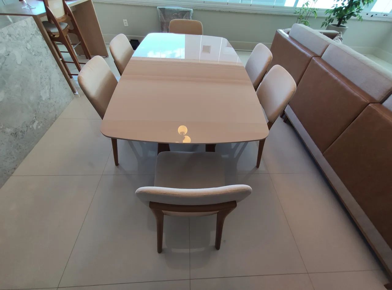 Mesa de jantar nova de madeira  - Foto 2