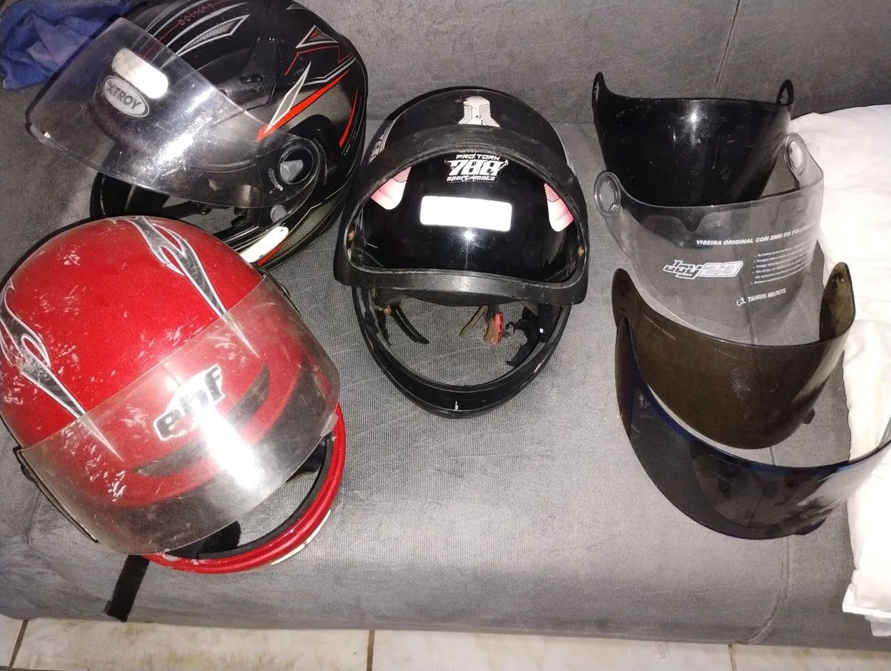 Capacetes e viseiras 