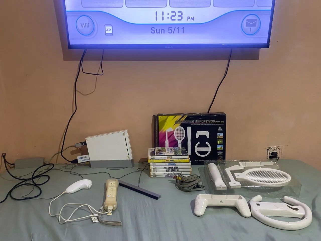 Nintendo Wii Desbloqueado com 8 jogos e acessórios. - Foto 2