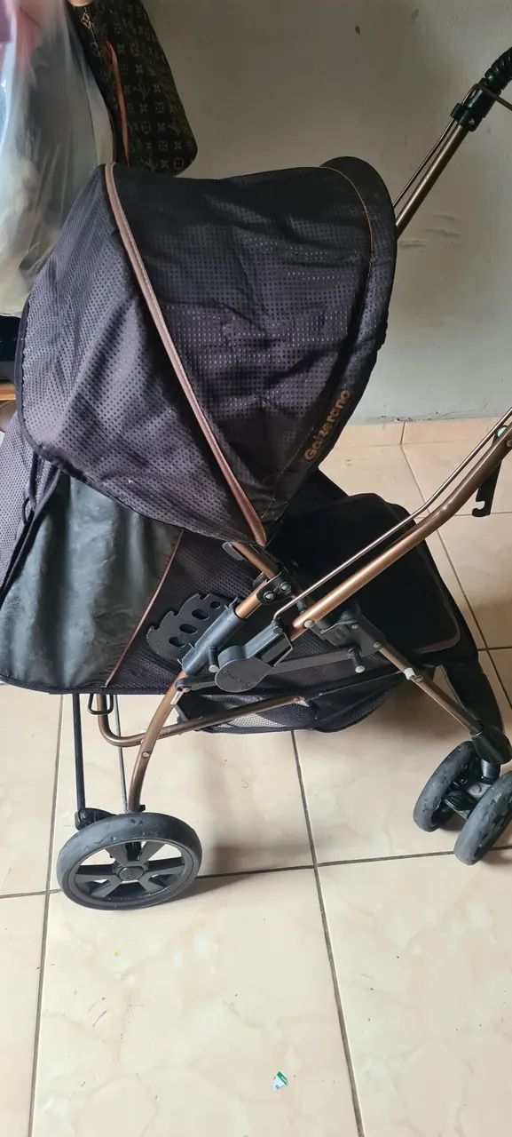 Carrinho de Bebe Galzerano Pouco Usado - Foto 3